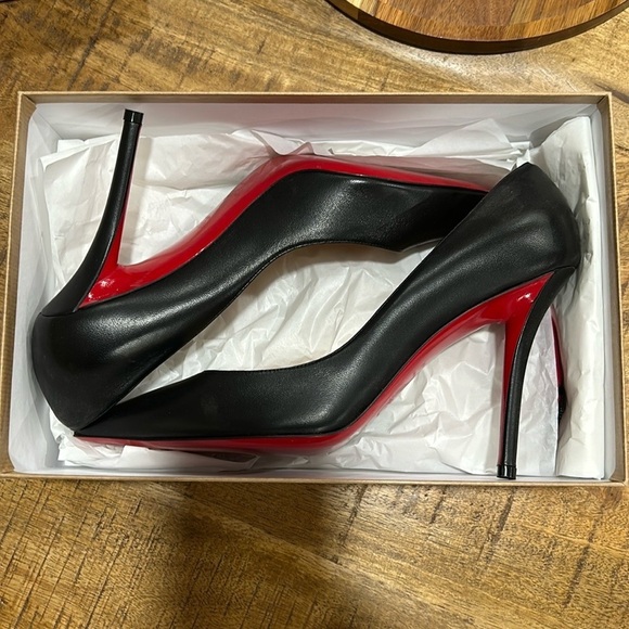 Christian Louboutin Apostrophy Pump Black Size 39.5 - Picture 12 of 15